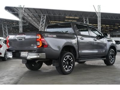 2022 Toyota revo 2.4 high preruner  doublecab รูปที่ 2